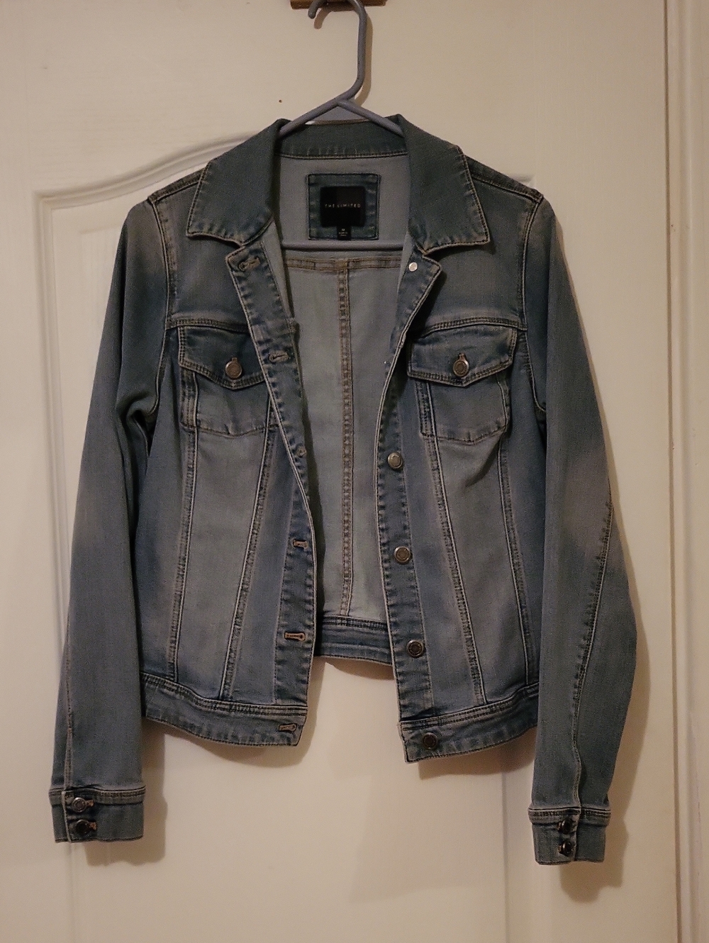 NWOT The Limited Medium Jean Jacket